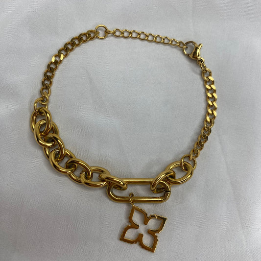 bracelet avec pendentif étoile